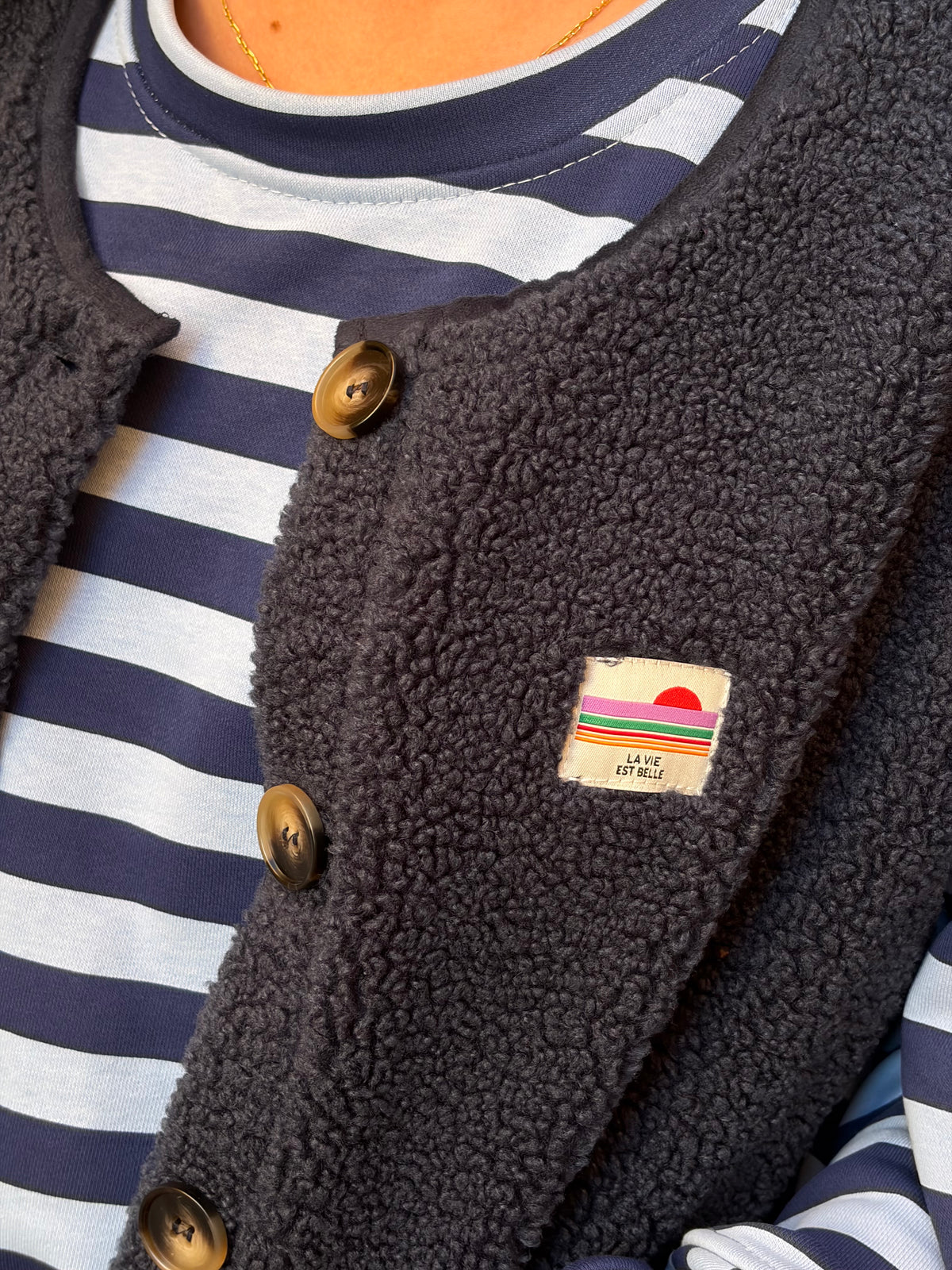 Gilet Lily sans manches en bouclette bleu marine