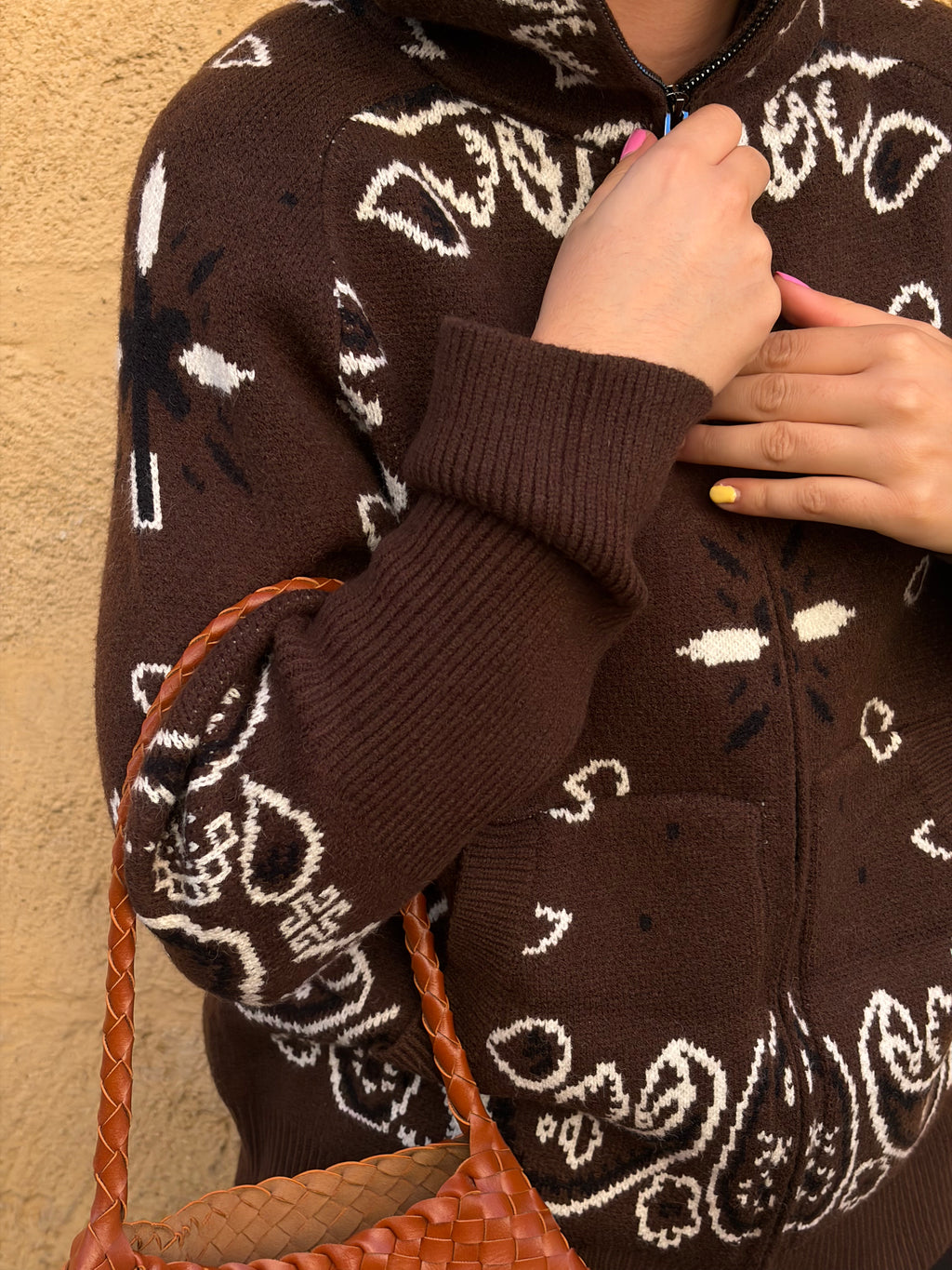 Veste Ava chocolat, maille jacquard motif bandana
