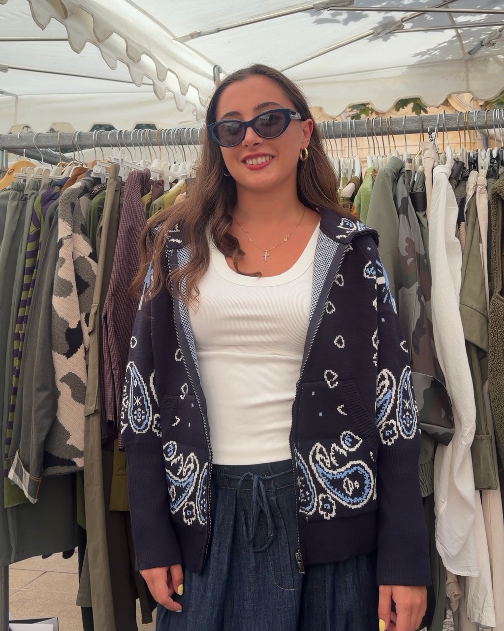 Veste Ava bleu marine, maille jacquard motif bandana