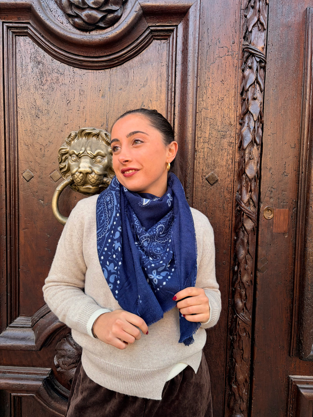 Foulard bandana bleu marine – grand foulard carré femme Casa Paloma