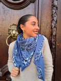 Foulard bandana bleu ciel – grand foulard carré femme Casa Paloma